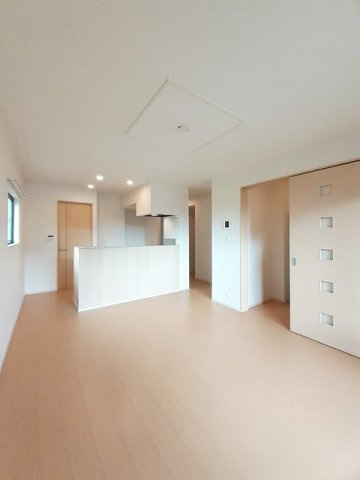 クラール元山サウスＡの居間・リビング
