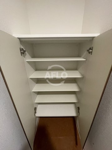 Luxe深江橋Ⅱの収納|Luxe深江橋Ⅱ　シューズボックス