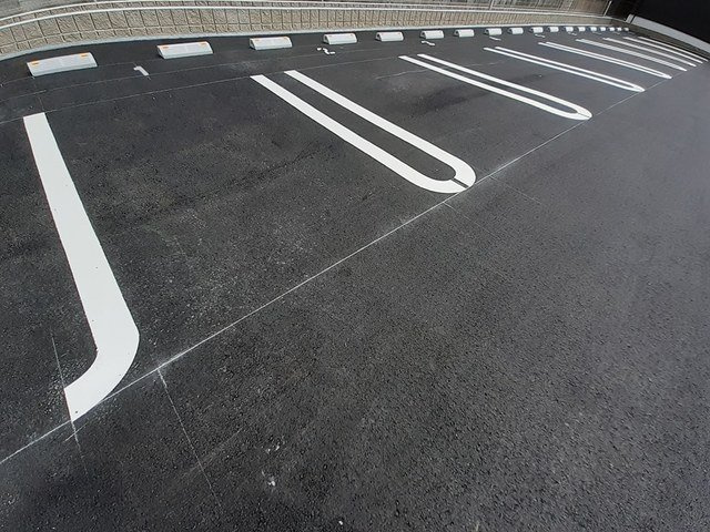 グランデフォルトーネＡの駐車場