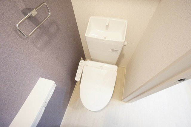 プロスペリティ岡垣Ⅱのトイレ|シンプルで使いやすいトイレです