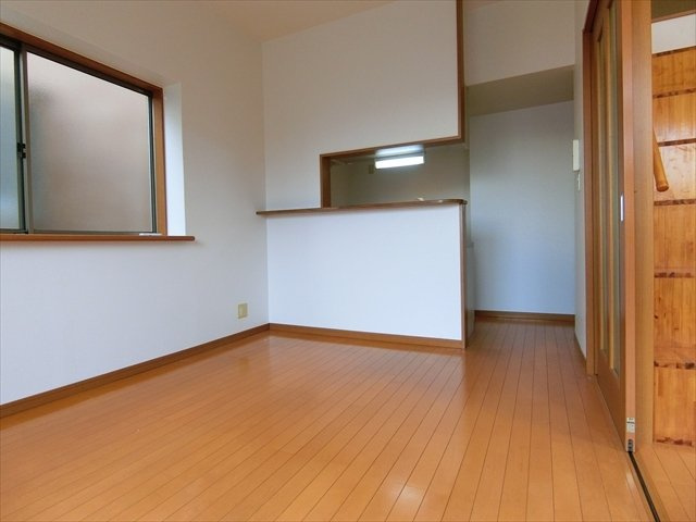 【洋室】 | ウィンザー荒江Ⅰ