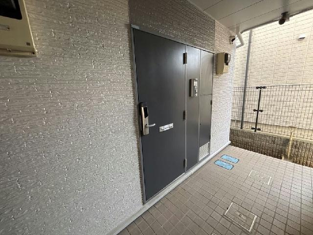 レオパレスtsubasaの玄関