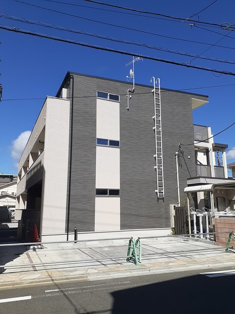 平塚市桃浜町のアパートの外観