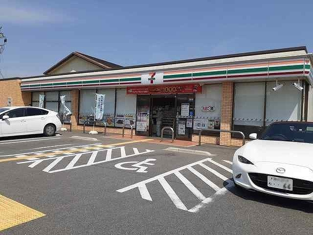 カーサ　セレーナＢの周辺|セブンイレブン三木加佐店まで550m