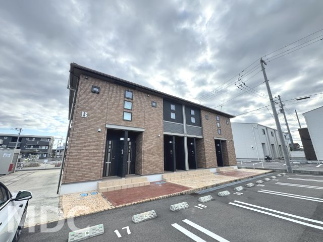 グランデール　Ｂの駐車場