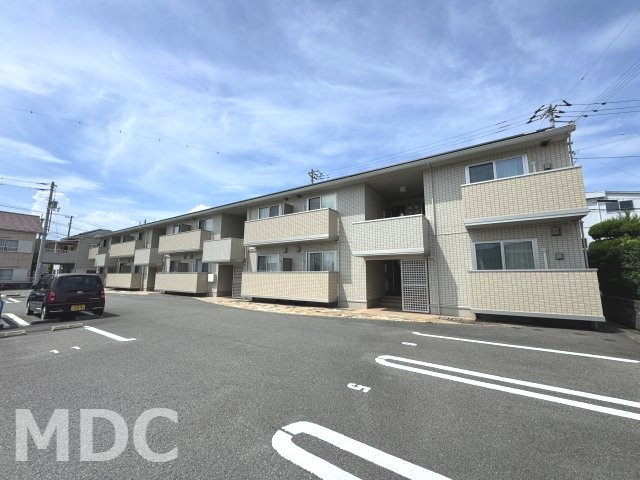Ms’弐番館の駐車場