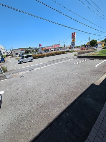 プラーノの駐車場
