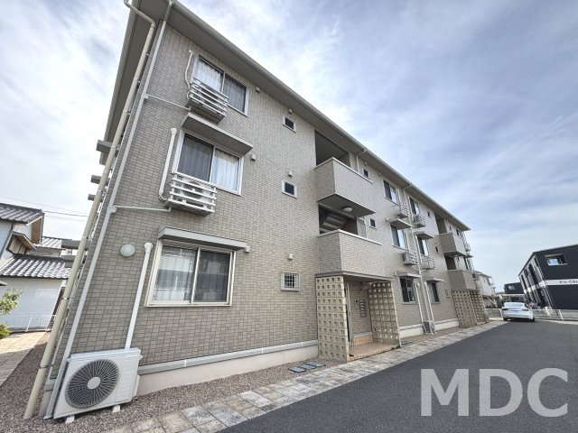 カルチェ　Asukaの駐車場