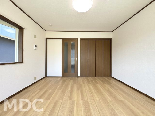 エクセルスミの洋室