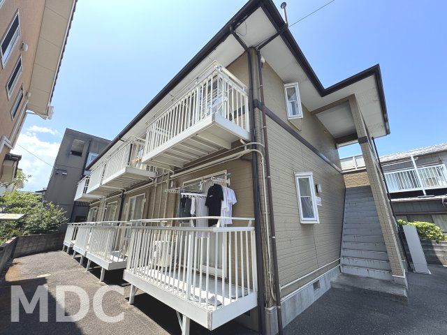 エクセルスミの駐車場