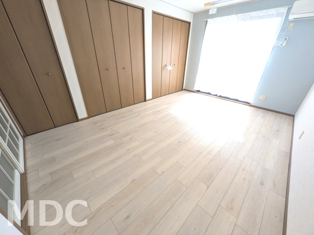 ドミール古川　A棟