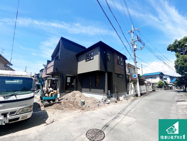 伊丹市野間　新築一戸建ての外観|周辺は落ち着いた街並みの住宅地！子育てがしやすい住環境です！まだ未完成ですが、現地でしかわからない事もございます。是非一度ご覧ください。