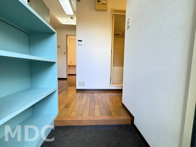 ハーバーハイツ万代町の玄関