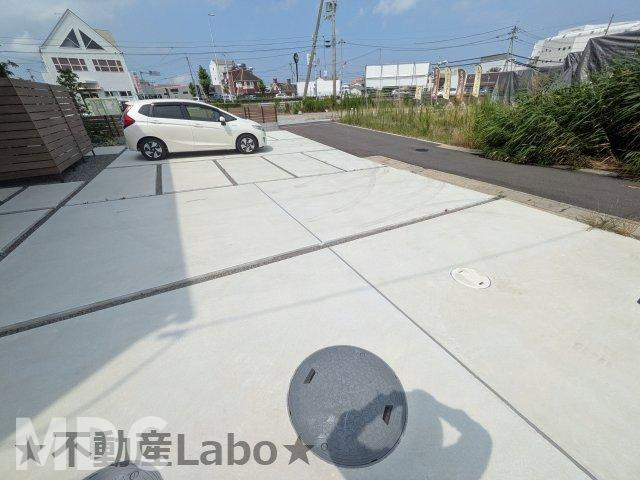 ミライエルの駐車場