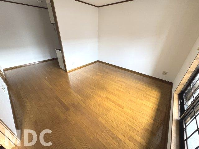 徳島市西新浜町１丁目のアパート