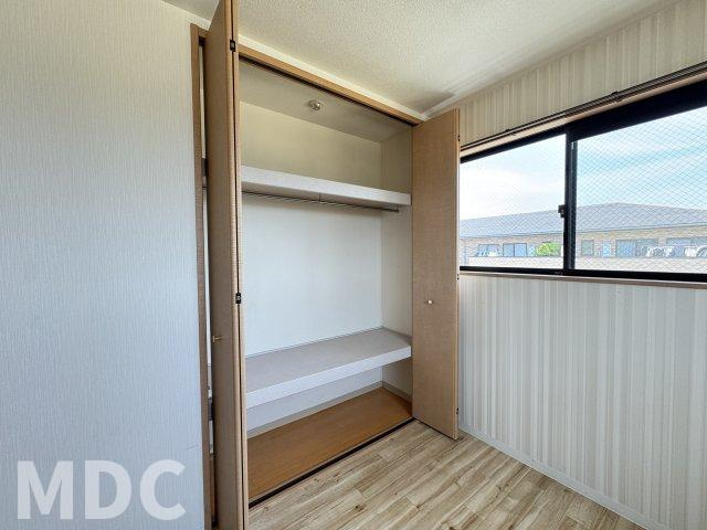 徳島市北沖洲１丁目の賃貸マンションの収納