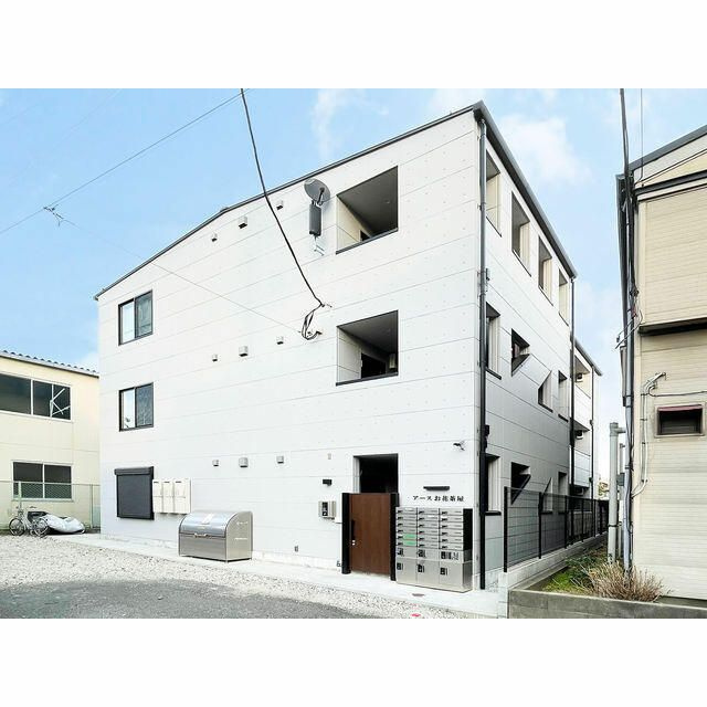 アースお花茶屋の外観