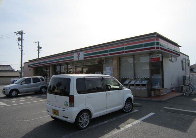 ヴィラ　メイプルの周辺|セブンイレブン 吉良上横須賀店まで500m