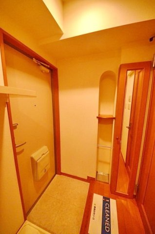 【玄関】 | メゾンフラワー笹塚