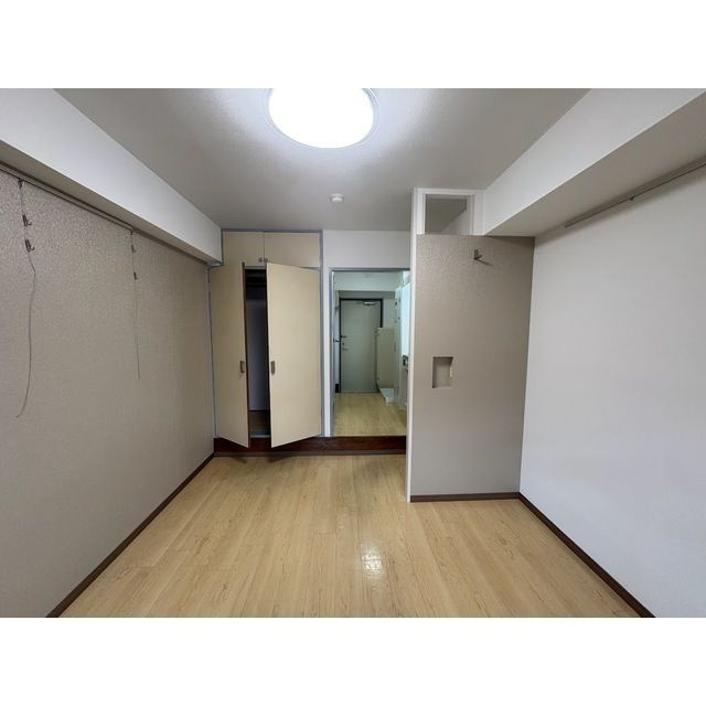 新井ビルの内装