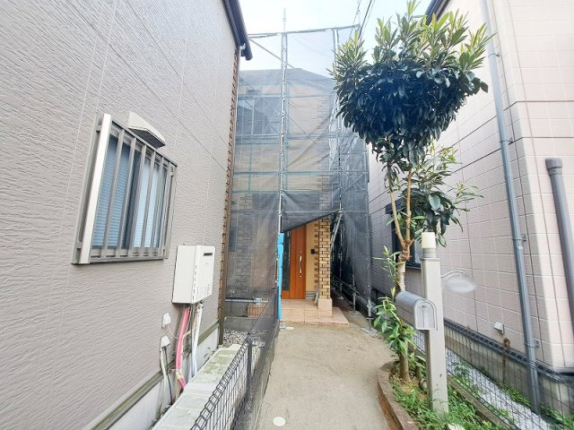 【外観】 | 西東京市芝久保町5丁目　中古一戸建住宅　（保谷店） | 対面式キッチンとリビングイン階段を採用した、ご家族との仲が深まる住まい。