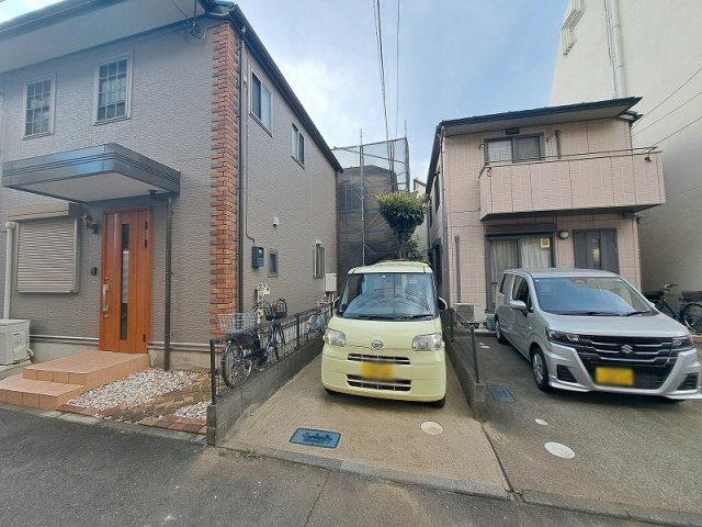 【外観】 | 西東京市芝久保町5丁目　中古一戸建住宅　（保谷店） | キッチン・浴室・洗面脱衣室などの水回りが1階にまとまっている為、家事効率も良好。