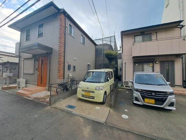 【外観】 | 西東京市芝久保町5丁目　中古一戸建住宅　（保谷店） | 「田無」駅は西武新宿線の急行停車駅ですので、通勤通学も便利です。