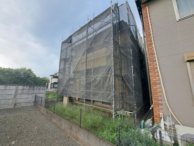 【外観】 | 西東京市芝久保町5丁目　中古一戸建住宅　（保谷店） | 小中学校まで徒歩6分。お子様の登下校もラクラク＆忘れ物も届けやすい距離です。