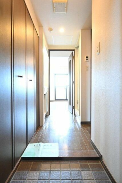 ライオンズプラザ本蓮沼の玄関