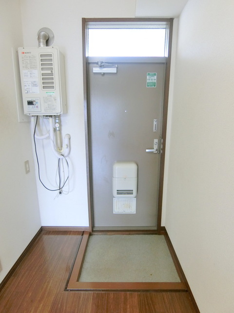シティハイム　パルメⅡの玄関