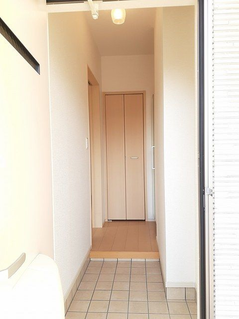 プチ　ボヌールの玄関