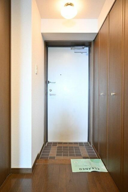 ライオンズプラザ本蓮沼の玄関