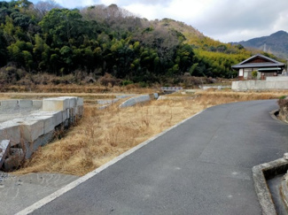 【前面道路含む現地写真】 | 呉市川尻町森4