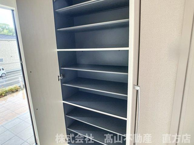 北九州市八幡西区野面１丁目のアパートの収納
