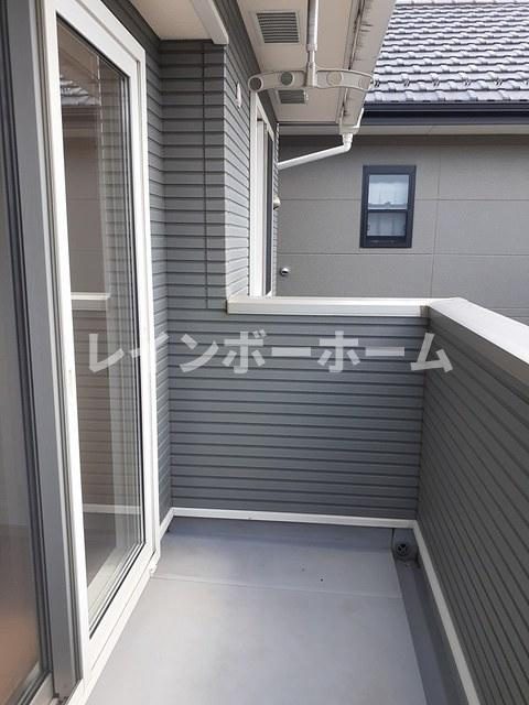 ふじみ野市松山１丁目のアパートのバルコニー