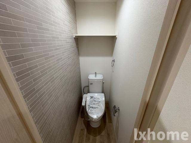 フジパレス沢良宜東Ⅴ番館のトイレ|落ち着いた色調のトイレです