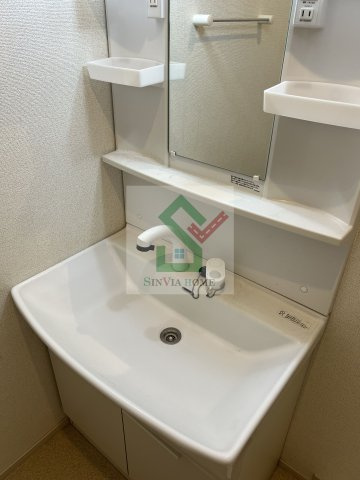 プロムナードの独立洗面台