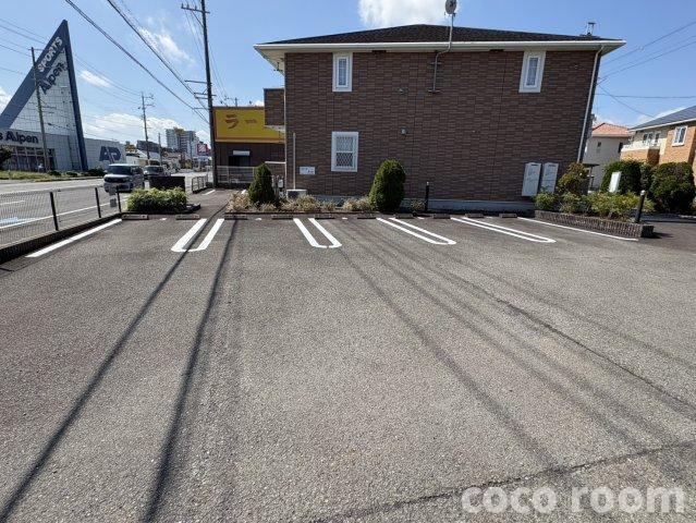 スタート小石川Ⅱの駐車場