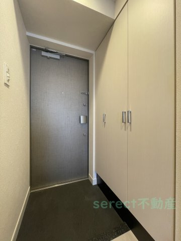 ファステート東別院シュプールの玄関