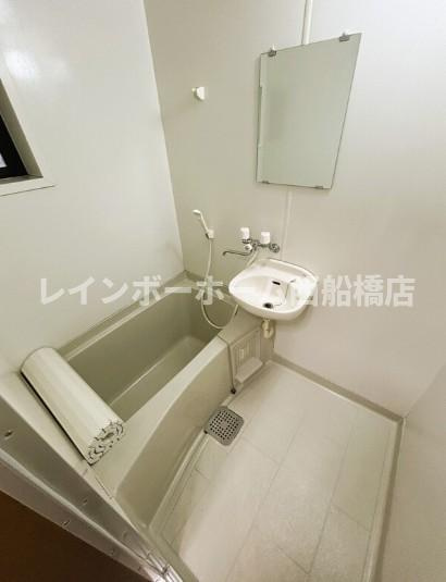 メゾン南小岩の浴室