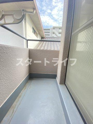 大阪市淀川区木川東３丁目の賃貸マンションのバルコニー