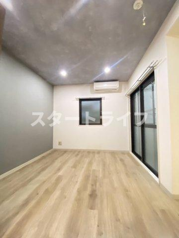 大阪市淀川区木川東３丁目の賃貸マンションの寝室
