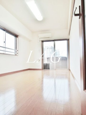 【居間・リビング】 | コルトーナ聖蹟 | 洋室のお部屋です。