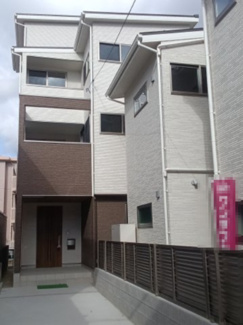 【外観】 | 【府中町本町２】プライベート重視の２階リビングとルーフバルコニーは憩いの空間♪