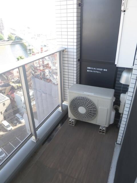 アゼスト青砥のバルコニー