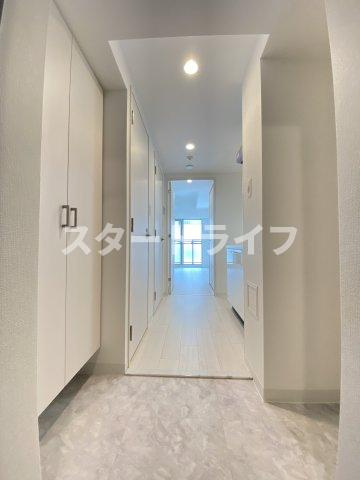 大阪市淀川区宮原２丁目の賃貸マンションの玄関