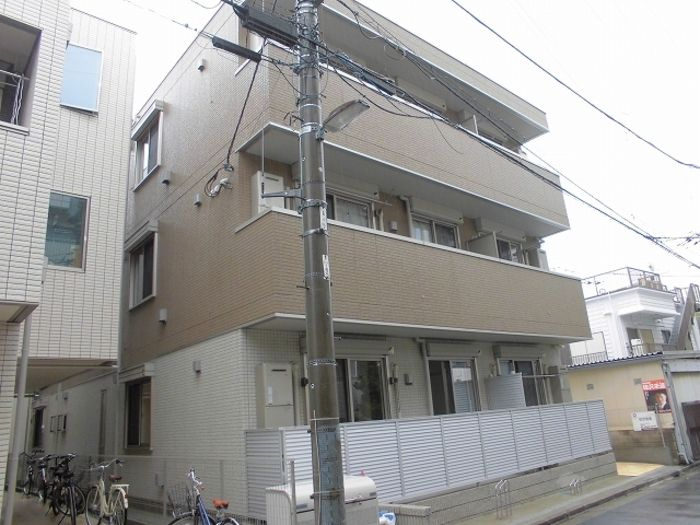 D-room 天神の外観