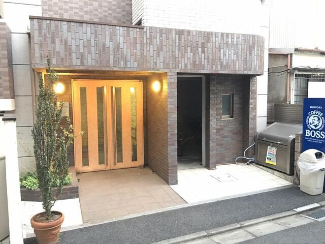 ハーヴェスト経堂の外観|建物入り口