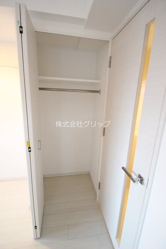 横浜市中区野毛町３丁目の賃貸マンションの収納