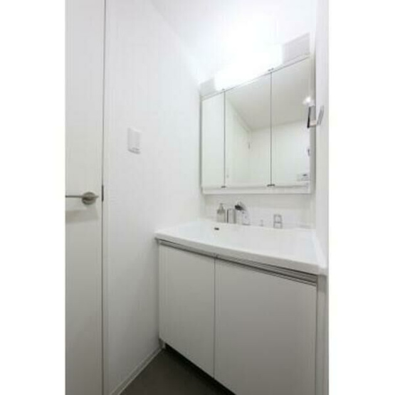 【洗面所】 | CORNES HOUSE NAGOYA
